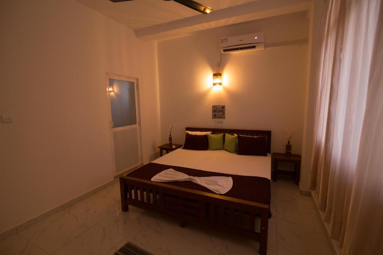 City Sunrise Hikkaduwa Exterior foto