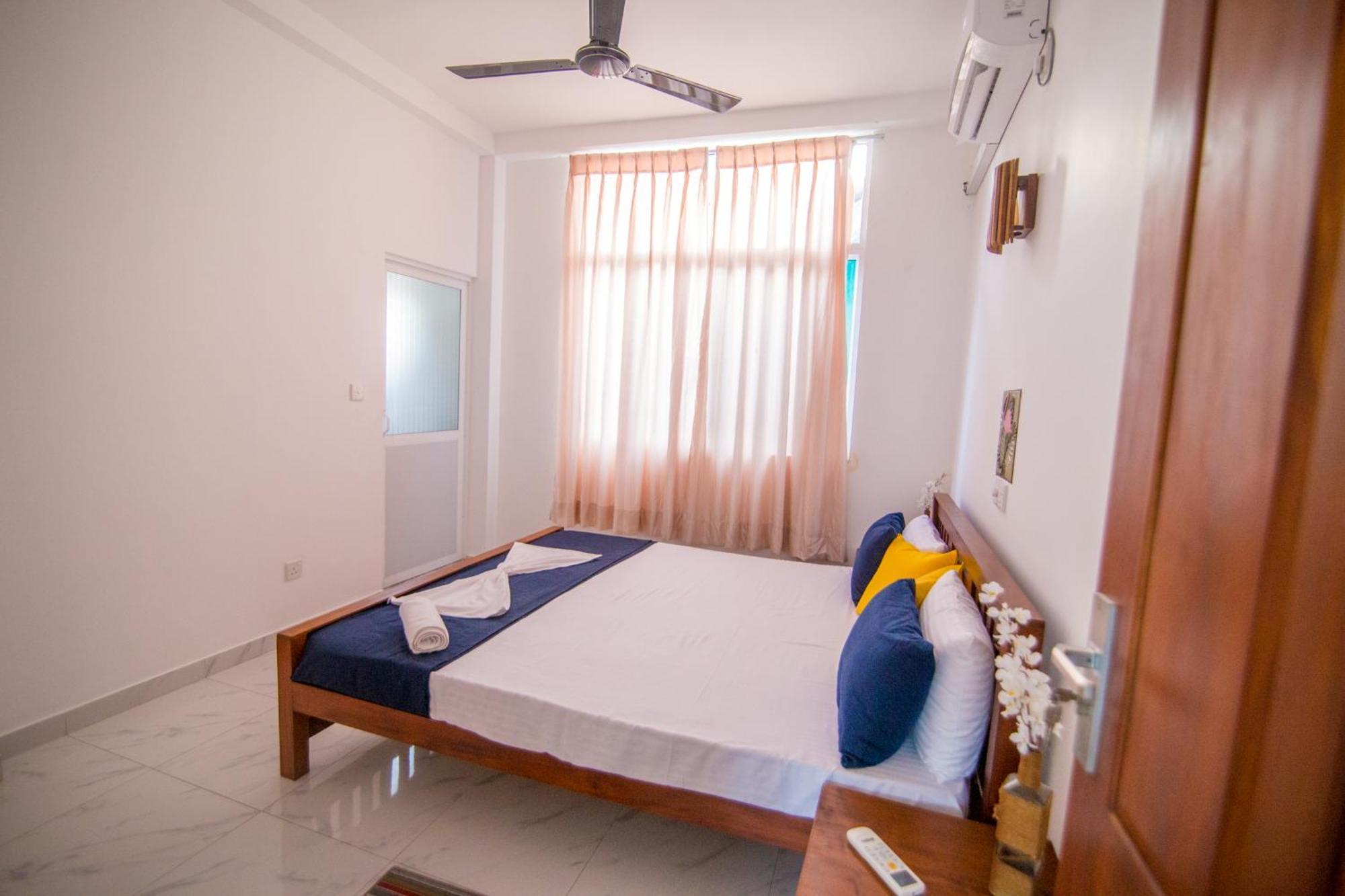 City Sunrise Hikkaduwa Habitación foto